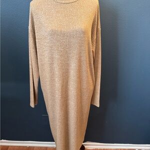 Old Navy Gold Long Sleeve Maternity Dress